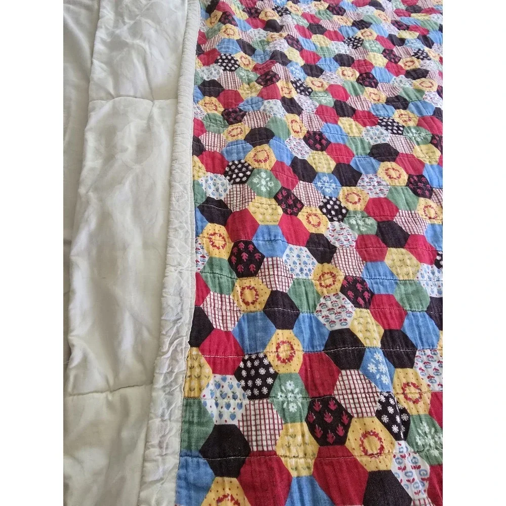 Vintage Quilt Hexagon Printed Pattern Multicolor 83x65